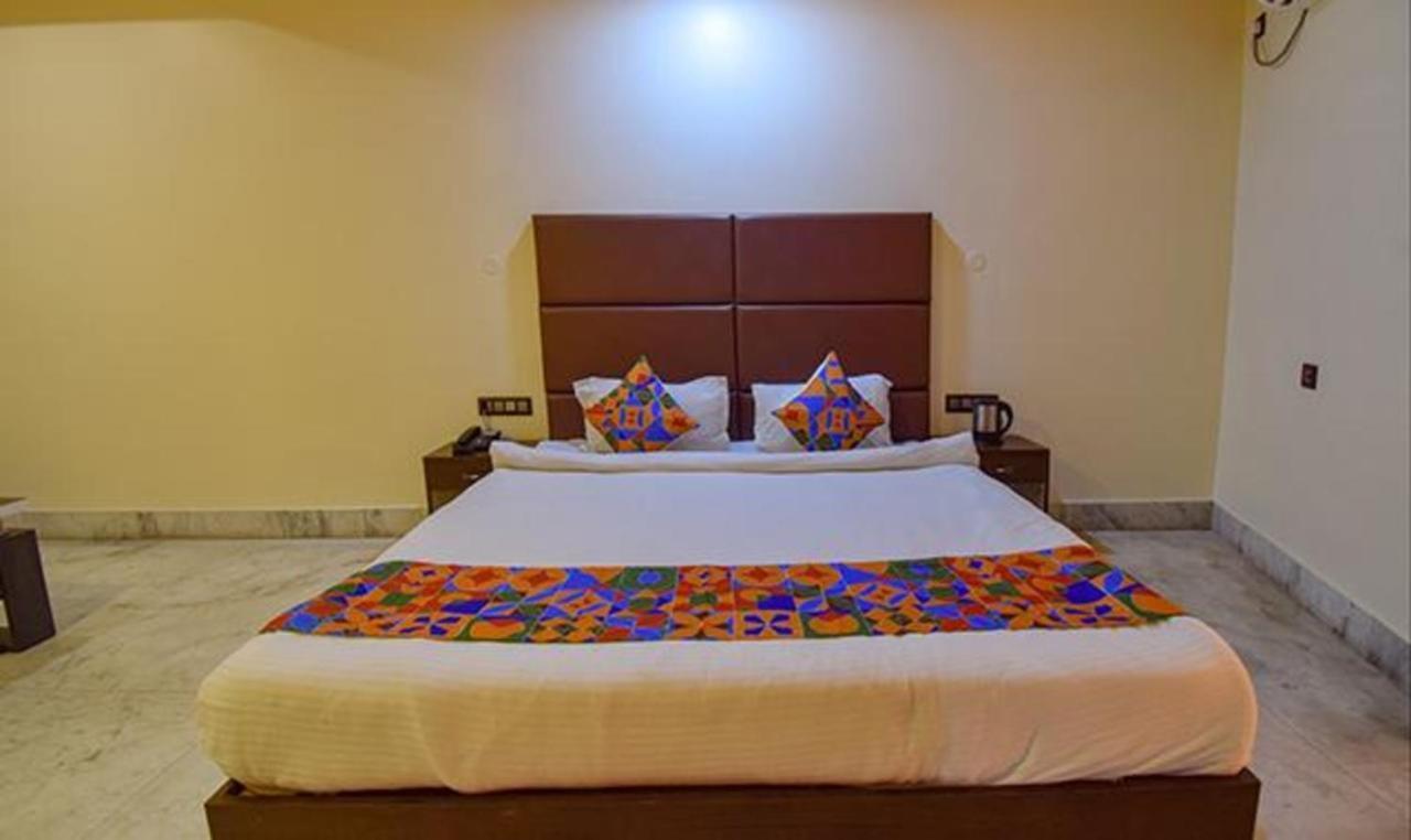 Fabhotel Rr Suites Guwahati Zewnętrze zdjęcie